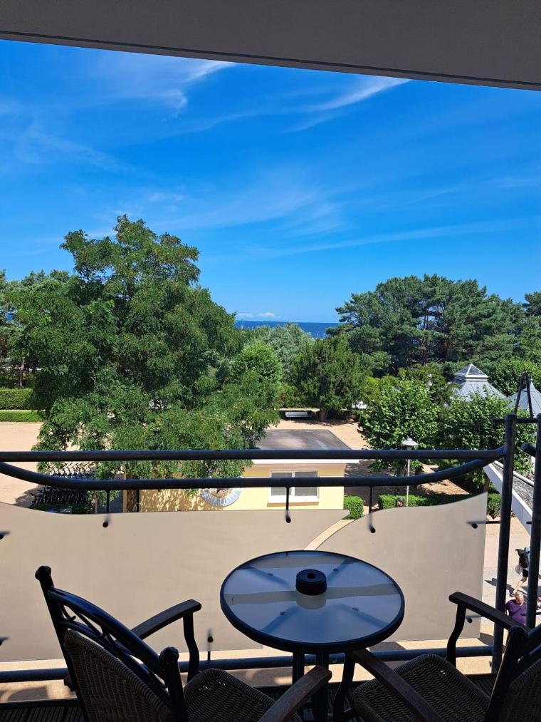 Strandhotel Prinz Von Preussen Zinnowitz Bagian luar foto
